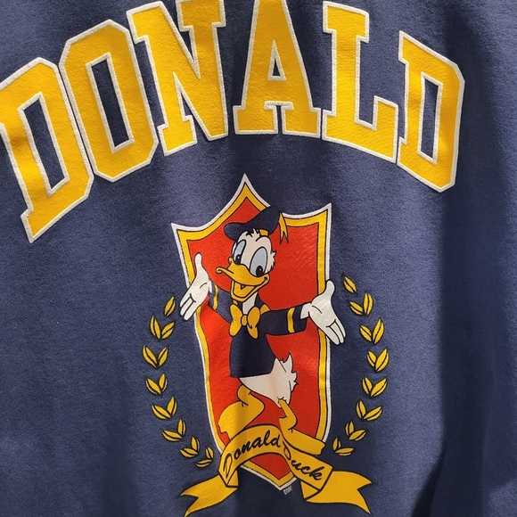 Vintage Donald Duck Graphic Crewneck Sweatshirt Navy Blue Size Large - Picture 4 of 5